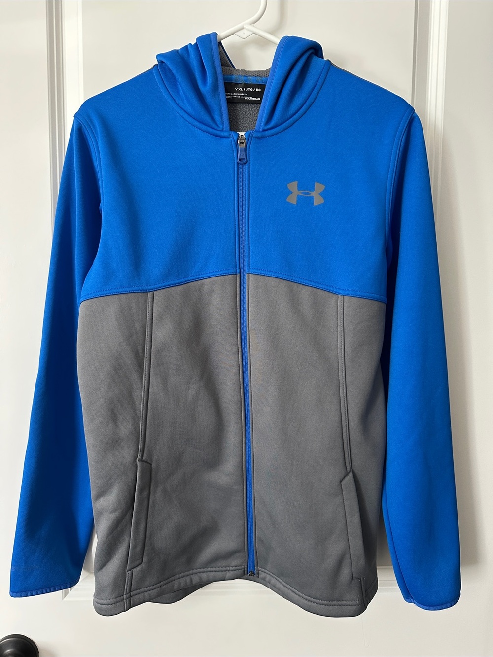 Under Armour Zip Up Fleece Jacket, Size YXL.